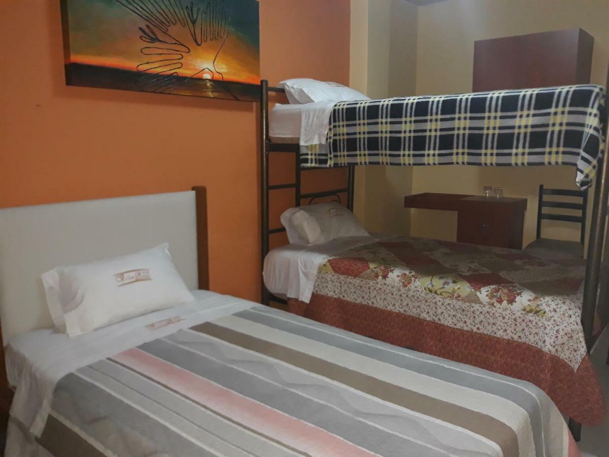 Villa Real Hotel & Suites Чиклайо Екстер'єр фото